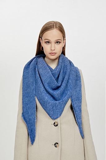 Трикотажный шарф-платок синего цвета
